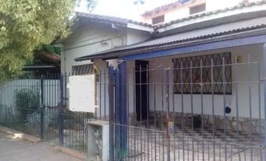 Casa para 2 Familias en venta en Paso del Rey Sur