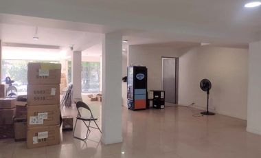 LOCAL EN ARRIENDO UBICADO EN MEDELLIN SECTOR LAURELES