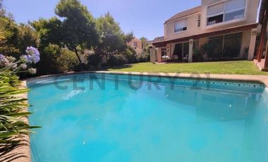 VENDO HERMOSA CASA EN SANTA ELENA DE CHICUREO