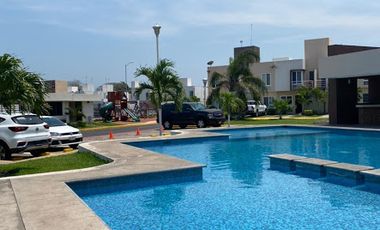 RENTA CASA AMUEBLADA EN DREAM LAGOONS EN CLUSTER CON ALBERCA 3 HABITACIONES