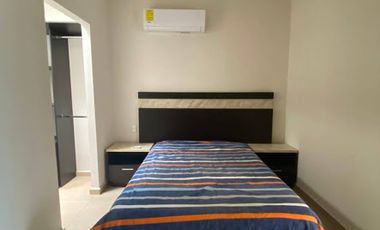 RENTA CASA AMUEBLADA EN DREAM LAGOONS EN CLUSTER CON ALBERCA 3 HABITACIONES