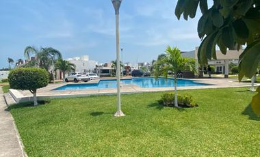 RENTA CASA AMUEBLADA EN DREAM LAGOONS EN CLUSTER CON ALBERCA 3 HABITACIONES