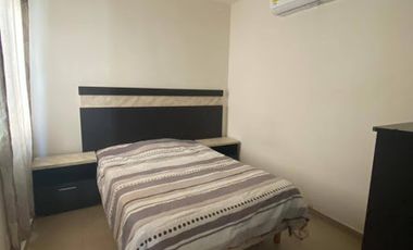 RENTA CASA AMUEBLADA EN DREAM LAGOONS EN CLUSTER CON ALBERCA 3 HABITACIONES