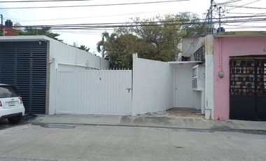 3 DEPARTAMENTOS EN VENTA, CON AMPLIO TERRENO. CARMEN, CAMP.