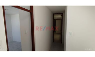 Casa En Alquiler - Balneario De Pimentel