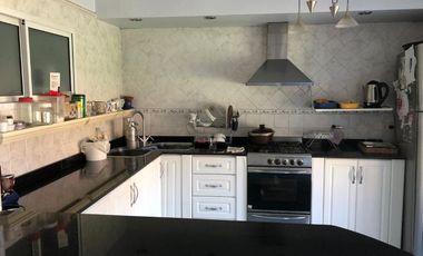 Casa en venta en Lanus Este