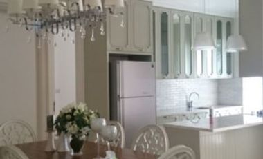 For Rent Beautiful White Townhouse at Cilandak