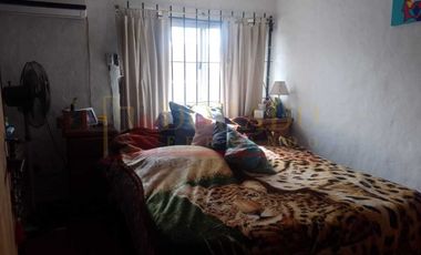 3 AMBIENTES EN DOS PLANTAS - APTO CREDITO