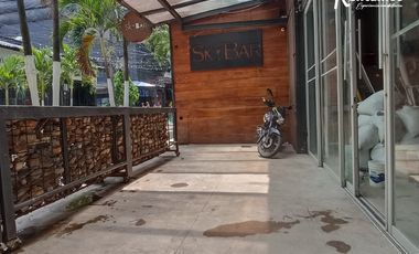 local en arriendo en el poblado. Cod A11524