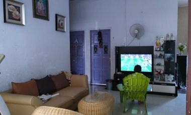RUMAH MEWAH DI JUAL 2 LANTAI DI JL LOBAK FULL INTERIOR