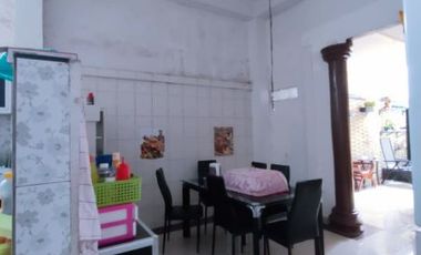 RUMAH MEWAH DI JUAL 2 LANTAI DI JL LOBAK FULL INTERIOR