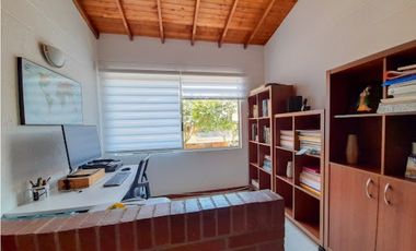 Casa en Arriendo en Envigado Sector Loma del Escobero
