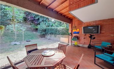 Casa en Arriendo en Envigado Sector Loma del Escobero