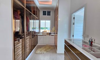 4  Bedrooms Pool Villa  Huay Yai H011766