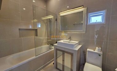 4  Bedrooms Pool Villa  Huay Yai H011766