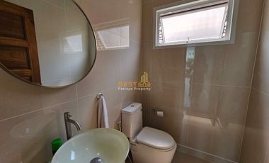 4  Bedrooms Pool Villa  Huay Yai H011766