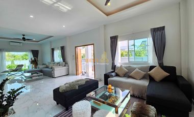 4  Bedrooms Pool Villa  Huay Yai H011766