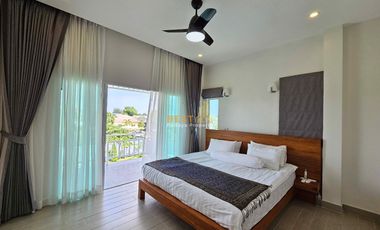 4  Bedrooms Pool Villa  Huay Yai H011766