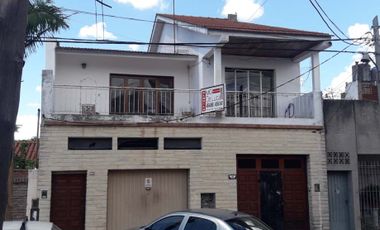 Casa para 2 Familias en venta en Ramos Mejia Sur
