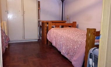 Tipo Casa fondo con entrada independiente