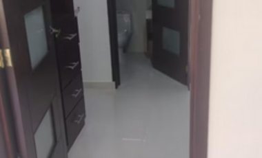 !precio negociable¡ AMPLIA ESTRENE MODERNA CON VIGILANCIA RECÁMARA CON VESTIDOR Y BAÑO PB Y ALBERCA