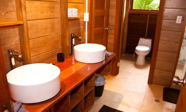SEA Confiable Vende Resort en Bocas del Toro
