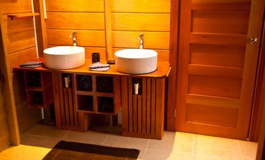 SEA Confiable Vende Resort en Bocas del Toro