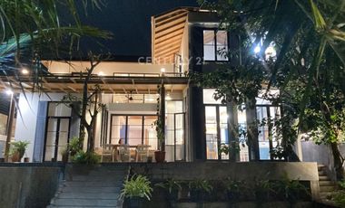 Villa Di Sleman Utara Ada Kolam Renang Dan View Gunung Merapi