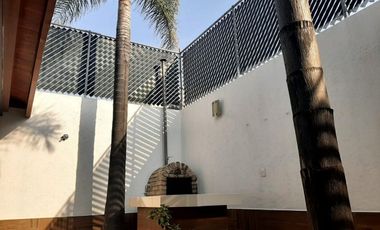 VENTA DE CASA AMPLIA EN BOSQUES DE ANGELÓPOLIS. PUEBLA.