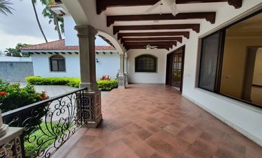 EN VENTA CASA URBANIZACION RÍO GRANDE  KM.1.5 - SAMBORONDON