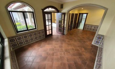 EN VENTA CASA URBANIZACION RÍO GRANDE  KM.1.5 - SAMBORONDON