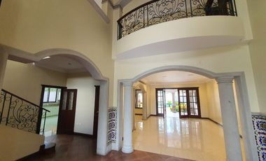 EN VENTA CASA URBANIZACION RÍO GRANDE  KM.1.5 - SAMBORONDON