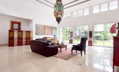 DIJUAL RUMAH LUAS dan MEWAH di Jl NANGKA, LEBAK BULUS, JAKSEL