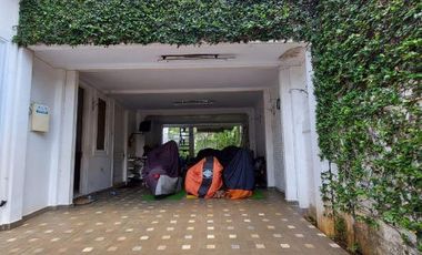 DIJUAL RUMAH LUAS dan MEWAH di Jl NANGKA, LEBAK BULUS, JAKSEL