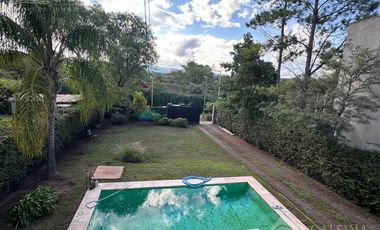 Casa en  Venta Villa Allende golf con pileta