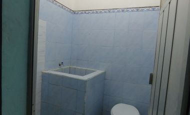 RUMAH SECOND PALING MURAH DENGAN LUAS TANAH 4 ARE DAN DEKAT JALAN UTAMA TABANAN
