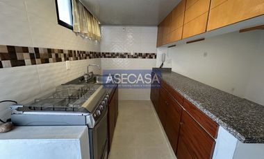 COD. 6215 - SE VENDE CASA - BARRIO:  CASA BLANCA