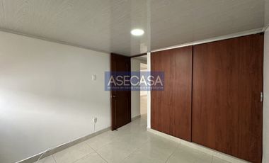 COD. 6215 - SE VENDE CASA - BARRIO:  CASA BLANCA