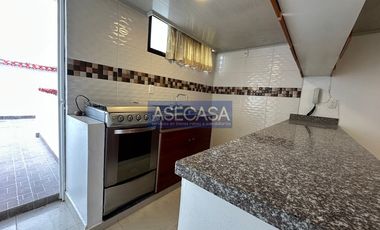 COD. 6215 - SE VENDE CASA - BARRIO:  CASA BLANCA