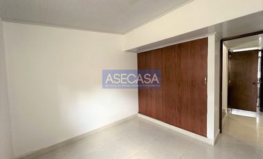 COD. 6215 - SE VENDE CASA - BARRIO:  CASA BLANCA