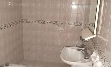 Se vende Departamento con 2 dormitorios en francia al 1400