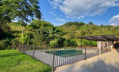finca en arriendo en vereda cañaveral. Cod A20347