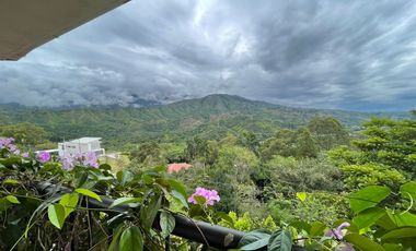 casa campestre en venta en miravalle. Cod V5105