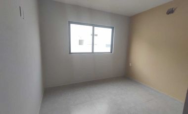 VENTA DE CASA NUEVA EN FRACC. LOMAS DE LA RIOJA EN LA RIVIERA VERACRUZANA
