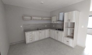 VENTA DE CASA NUEVA EN FRACC. LOMAS DE LA RIOJA EN LA RIVIERA VERACRUZANA