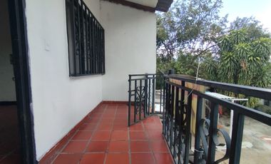 ALQUILO APARTAMENTO EN LA ISLA. Cod A8127