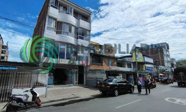 local en arriendo en el poblado. Cod A17193