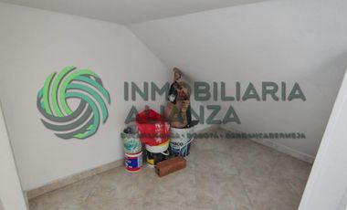 local en arriendo en el poblado. Cod A17193