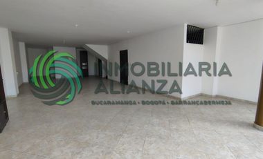 local en arriendo en el poblado. Cod A17193