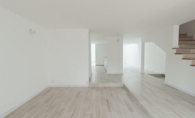casa en arriendo/venta en rio frio. Cod A1400963